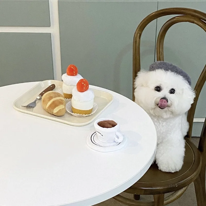 Peluche pour chien et chat : Edition petit déjeuner conçue avec des matériaux en polaire de haute qualité