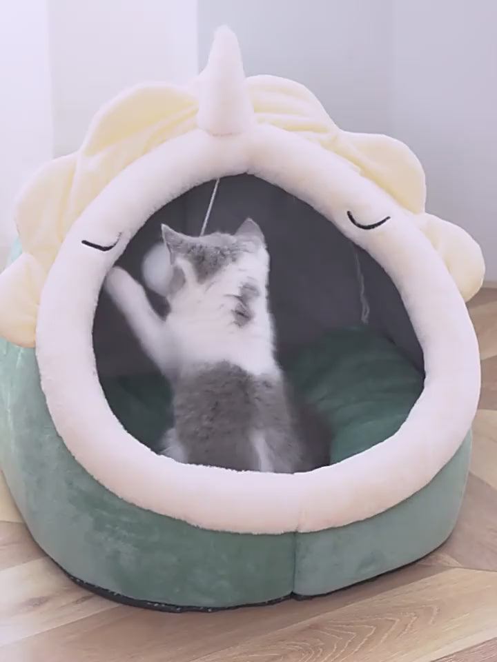 Présentation du lit en forme d'animaux pour chat